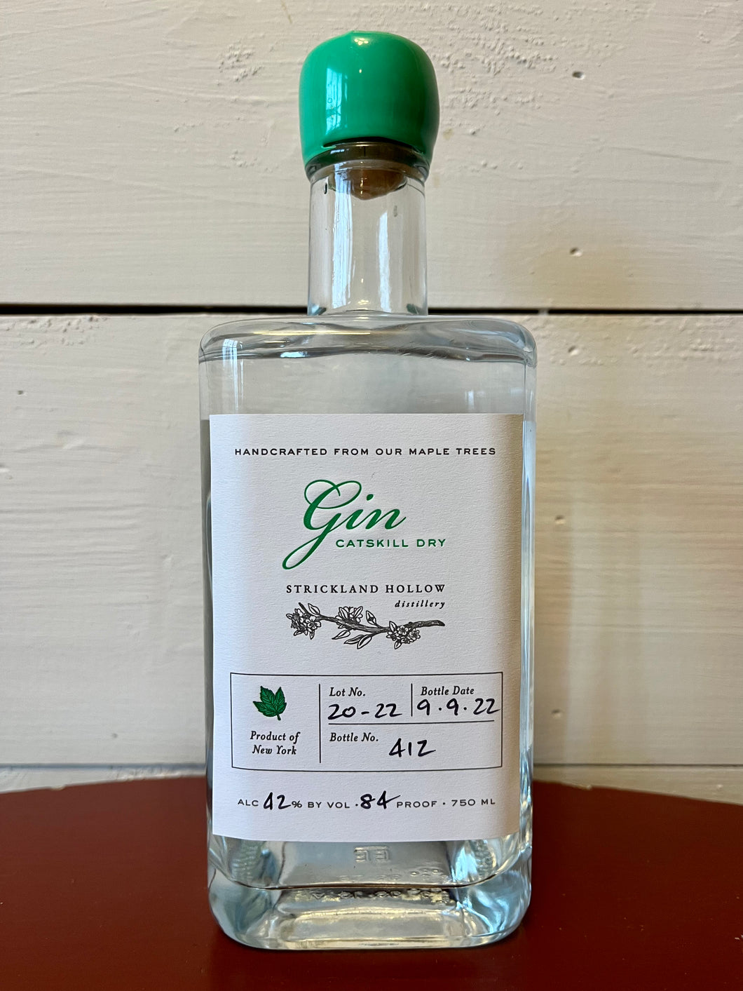 Strickland Hollow, Gin